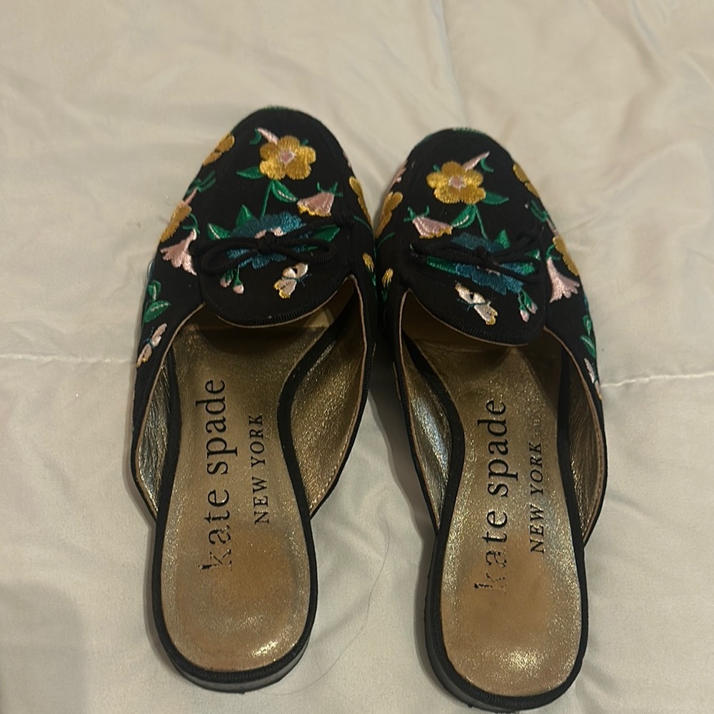Kate Spade embroidered Black and Yellow Floral Mules - Picture 4 of 4